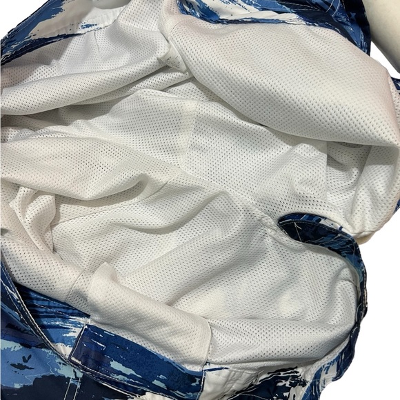 Gap Men's Size Large Swim Trunks Blue Tropical Design Mesh Lining Inner Lining - Picture 6 of 8